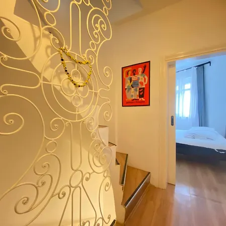 Tatil Evi Unique 4-level In The Heart Of Beşiktaş