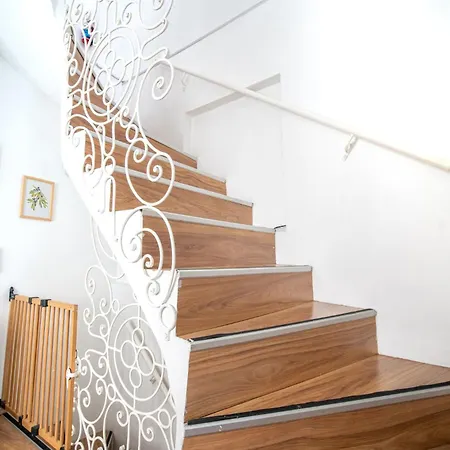 Unique 4-level In The Heart Of Besiktas